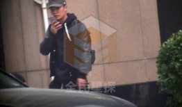 娱乐爆料拍照图片,揭秘明星幕后拍照瞬间