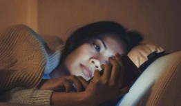 晚娘3在线手机在线观看,手机在线观看，情感纠葛再掀波澜