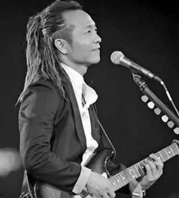 娱乐圈吃瓜许巍是谁呀,揭秘“吃瓜群众”热议的许巍是谁之谜