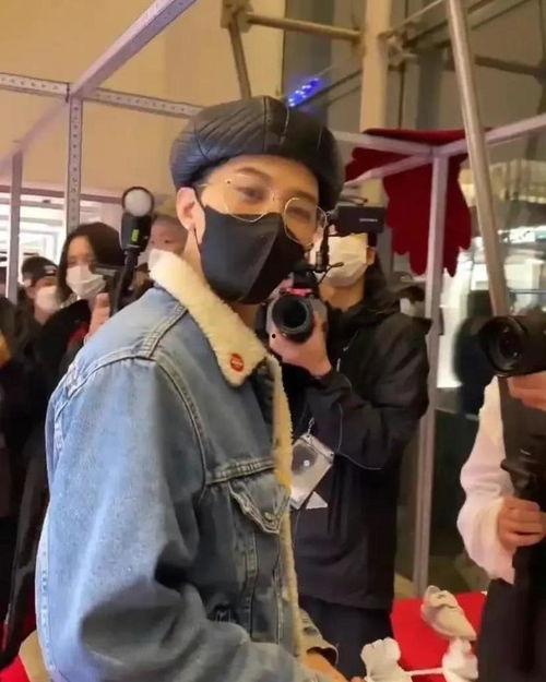 娱乐圈吃瓜博主狗仔,明星背后的秘密大曝光！