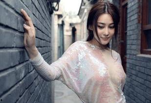 娱乐吃瓜君张馨予,从娱乐吃瓜到军嫂的转变之路